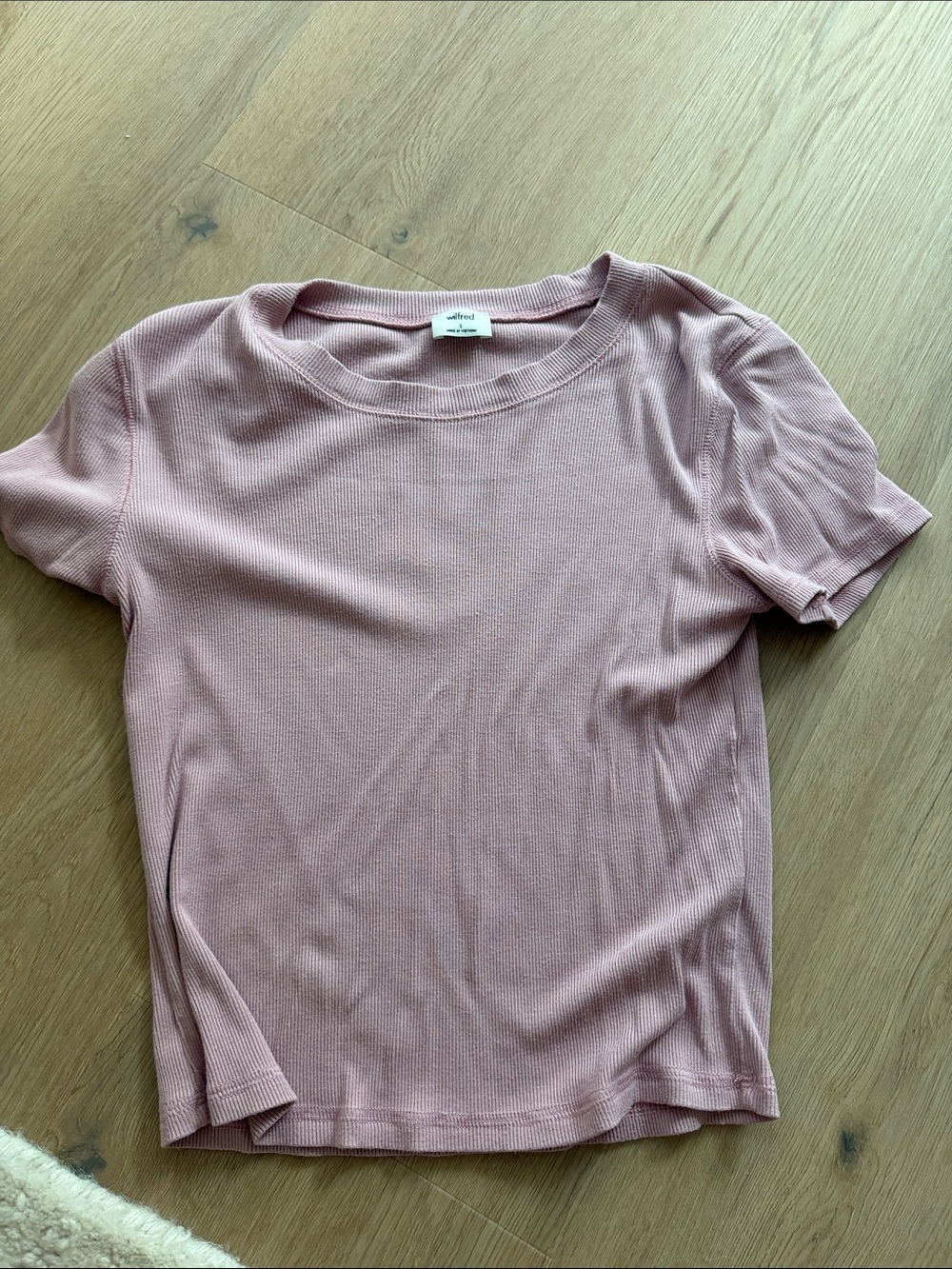 Aritzia Wilfred Pink Short-Sleeve Rib Knit Tee